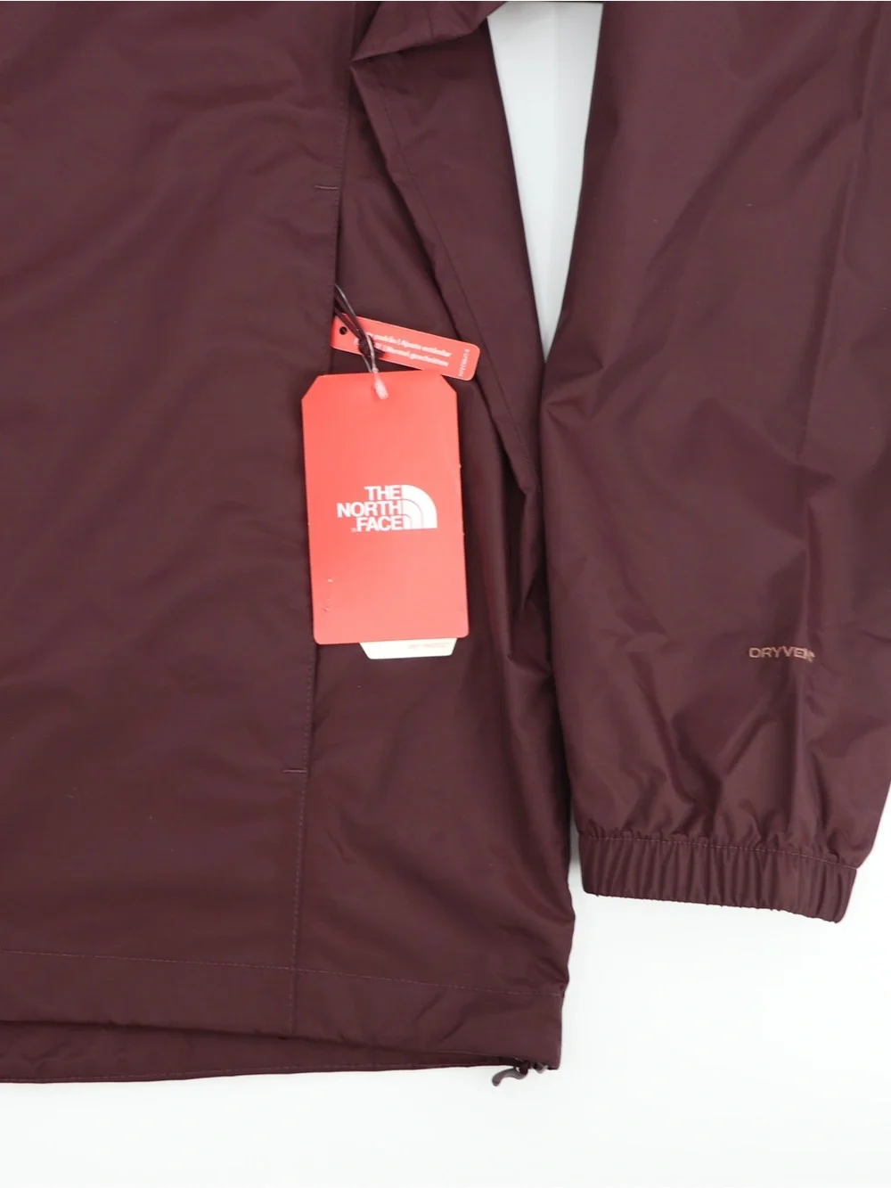 Brand New The North Face Large Men’s Resolve 2 Hooded Jacket
